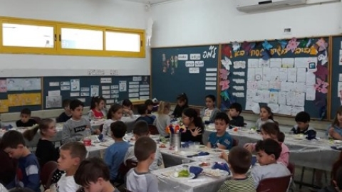 מותק של צהרון פסח ופעילות במותק של צהרון (43).jpg