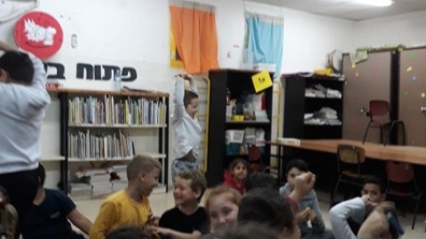 מותק של צהרון פסח ופעילות במותק של צהרון (4).jpg