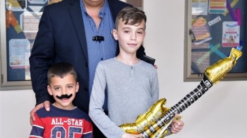הפנינג פורים והצגה דלת הקסמים 2018 (11).jpg