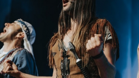 RIKL9430_533x800.jpg