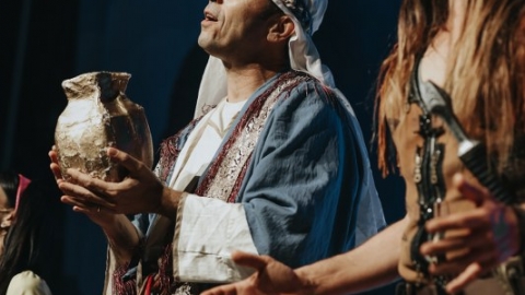 RIKL9437_533x800.jpg